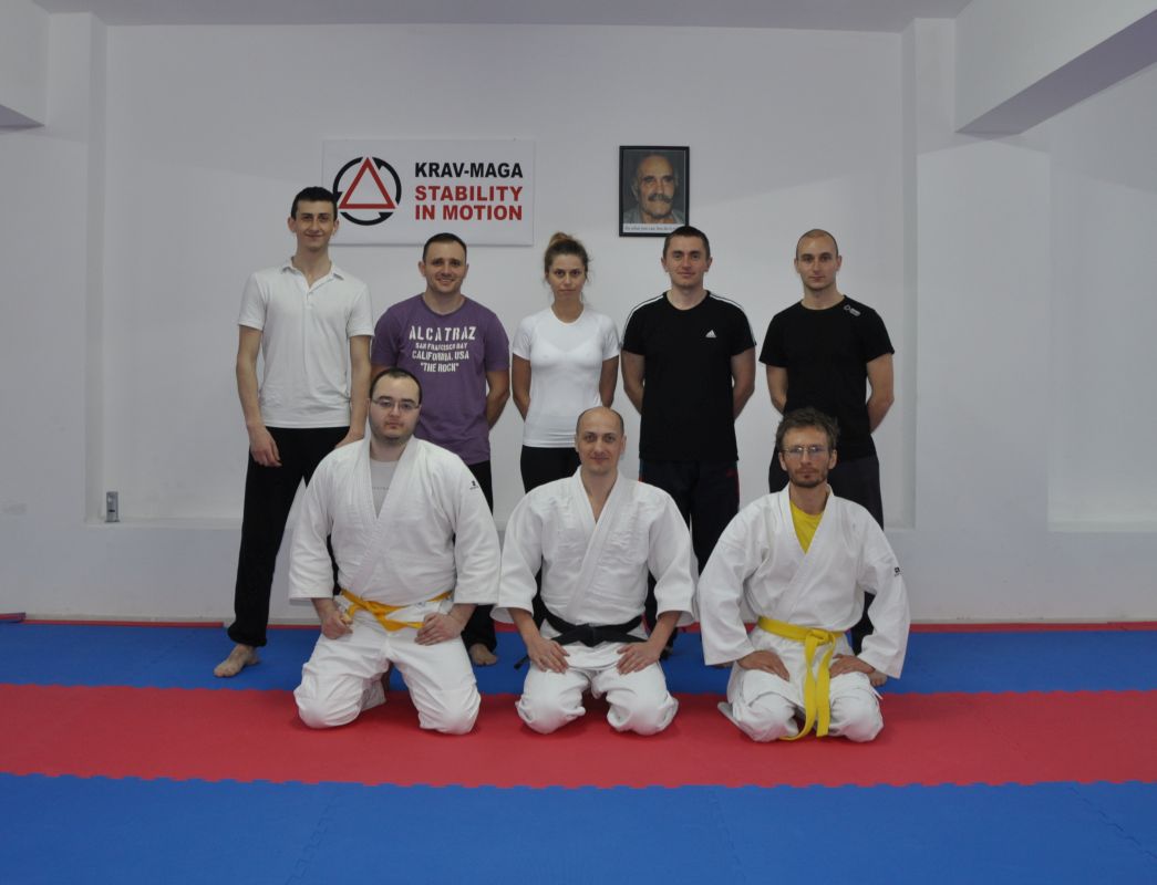 Apărarea loviturilor cu pumnii