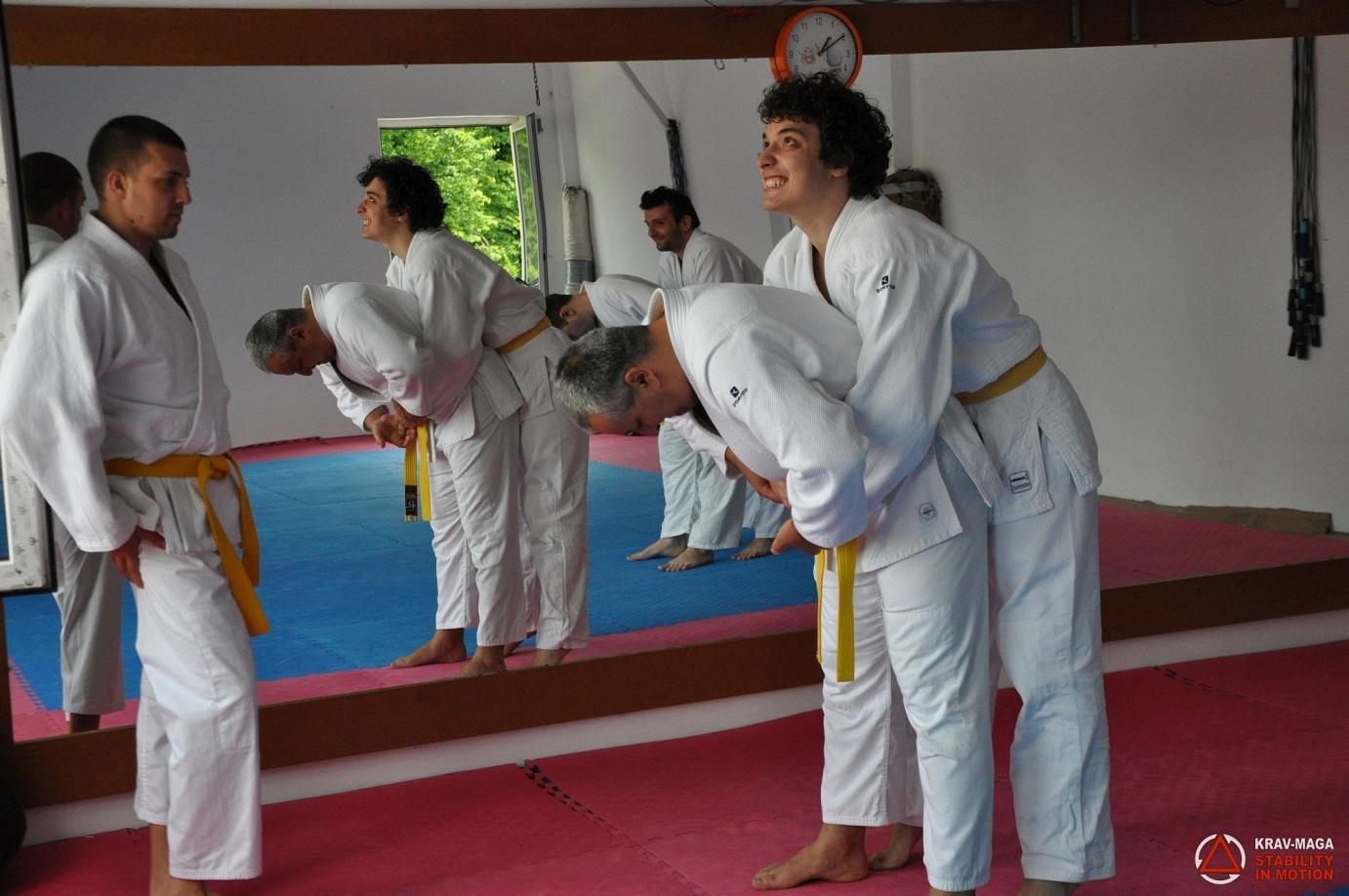 Curs Anual - anul 2 Intermediari