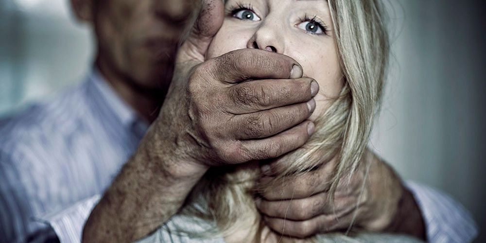 Ce te ajută în acest moment: campaniile de conștientizare, sistemul judiciar sau cunoștințele de autoapărare?