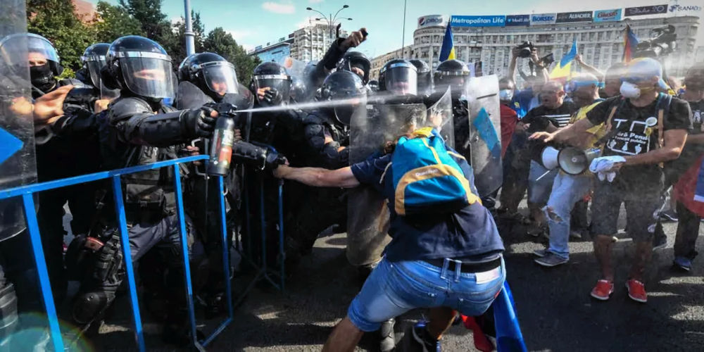 Cum să eviți pericolele din timpul demonstrațiilor