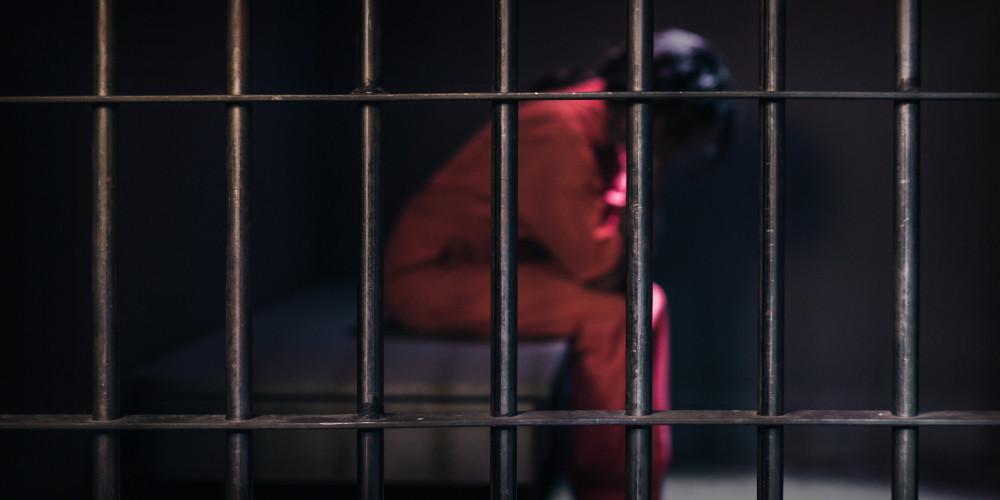 Zidurile care ne protejează pot deveni închisoarea noastră